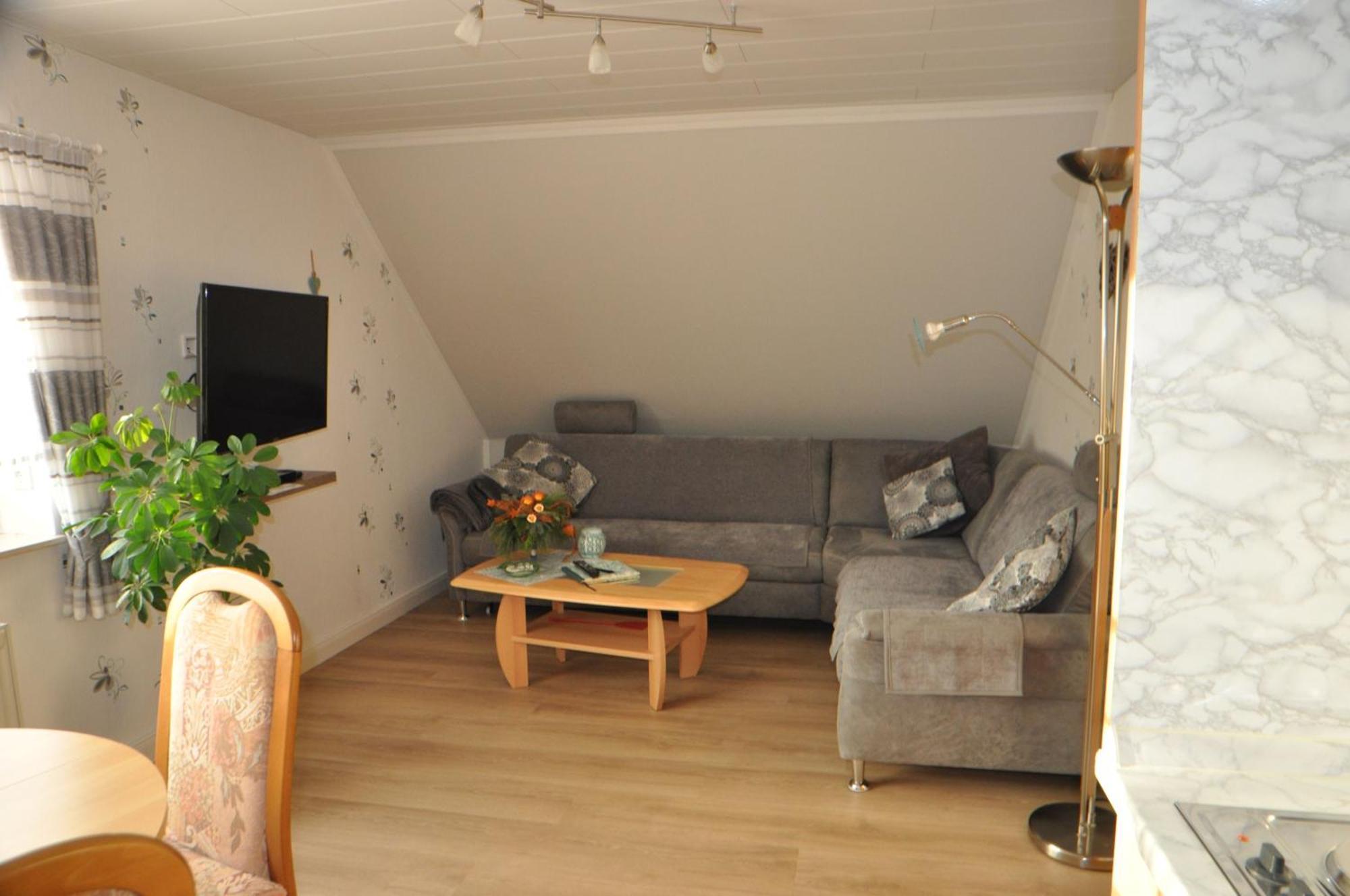 Ferienwohnung Brentano_ 65230 Moormerland Eksteriør bilde